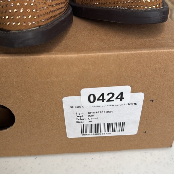 POELMAN Camel Suede Embellished Western Booties Sz Euro/38-7.5 - Picture 13 of 14